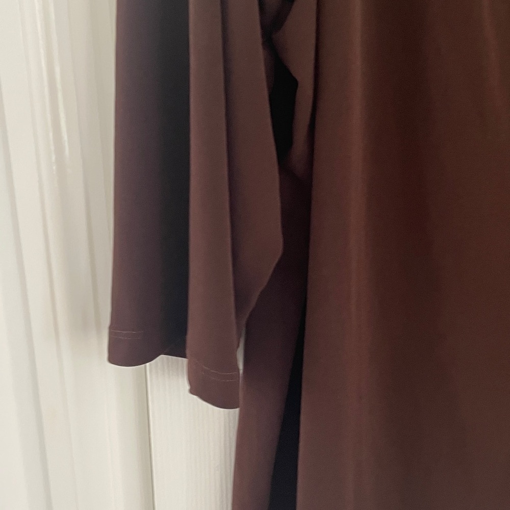 Susan Graver Chocolate Embellished V-Neck Blouse size 3X - Picture 5 of 8